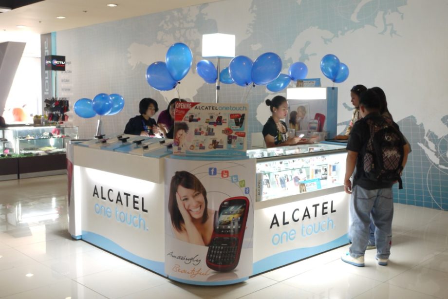 ALCATEL OneTouch Kiosk in SM North Edsa 
