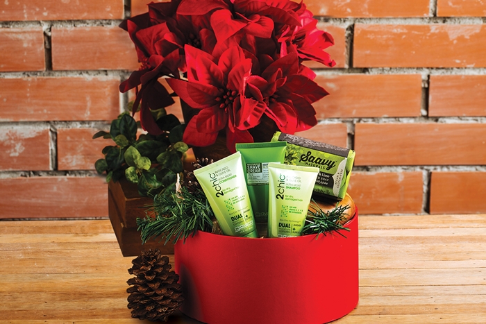 The Poinsettia includes Nature's Gate Moisturizing Liquid Soap, Andalou Face Mask, Soothing Touch Body Scrub, Ala Maison Bar Soap. Php 1095