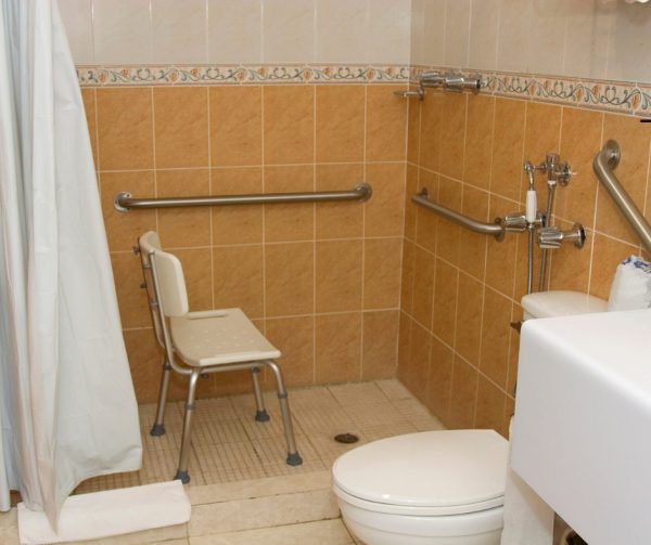How Shower Chairs Are Changing the Game for Elderly and Disabled Individuals
